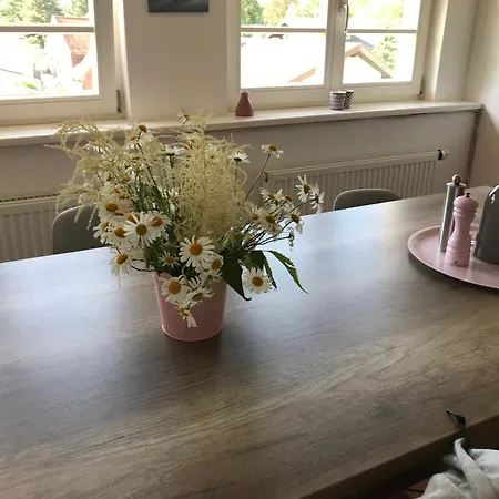 아파트 Dachgeschoss Mit Traum Bergblick 가르미슈파르텐키르헨
